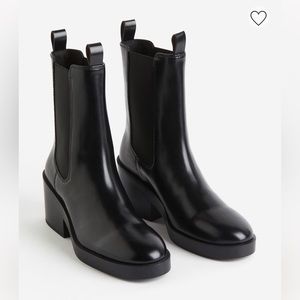 H&M NWT calf length Chelsea style chunky block heeled boots